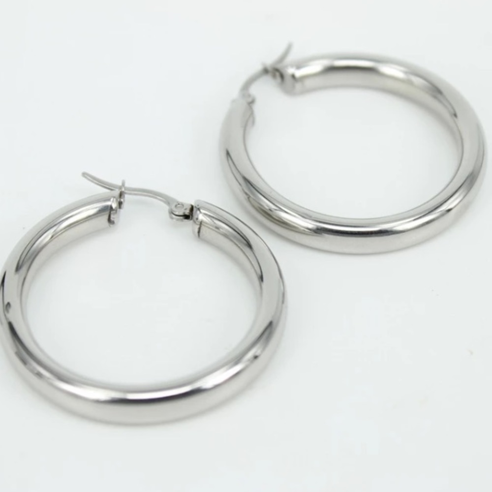 18K white gold plated hoop earrings